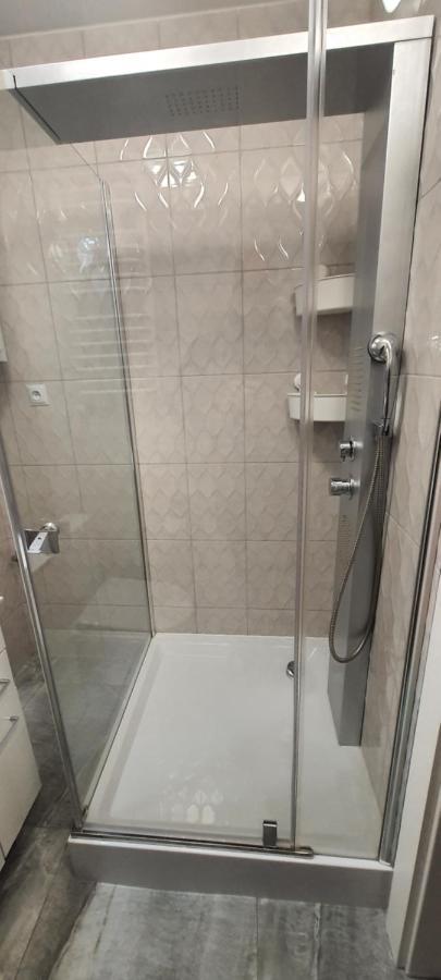 Apartament Trini โควอตสโก ภายนอก รูปภาพ